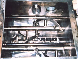 �u�����_�[���[�_�[